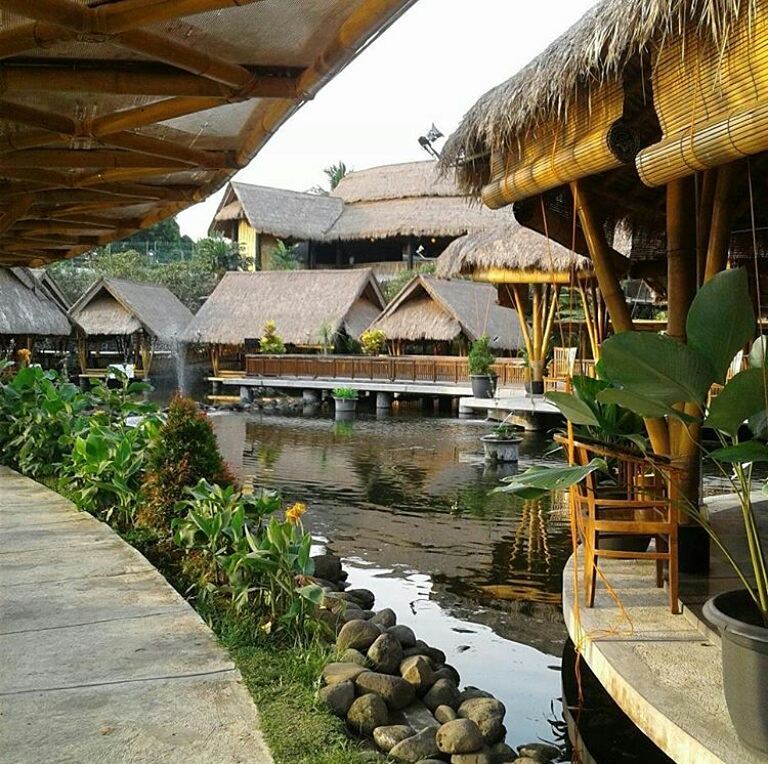 6 Restoran dengan Pemandangan Alam Terbuka di Lembang