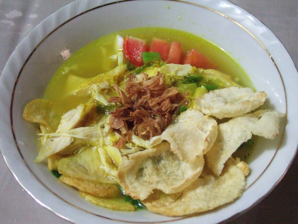 Lomba Makan Kerupuk Tambahkan 8 Makanan Ini 