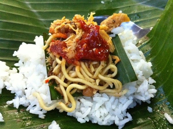 5 Makanan Khas Bali yang Dijamin Bikin Ketagihan