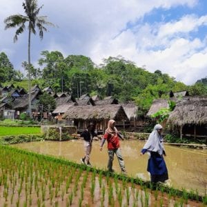 Wisata Kampung  Naga  Daerah dengan Tradisi Unik di Tasikmalaya