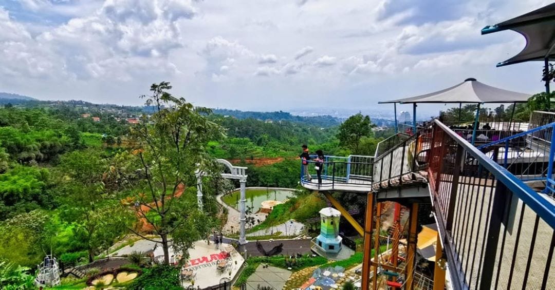 D’Dieuland, Tempat Wisata Hits di Bandung yang Instagrammable