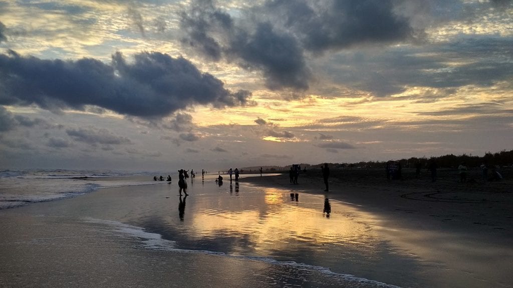 Pantai Parangtritis, Serunya Naik ATV dan Delman di ...