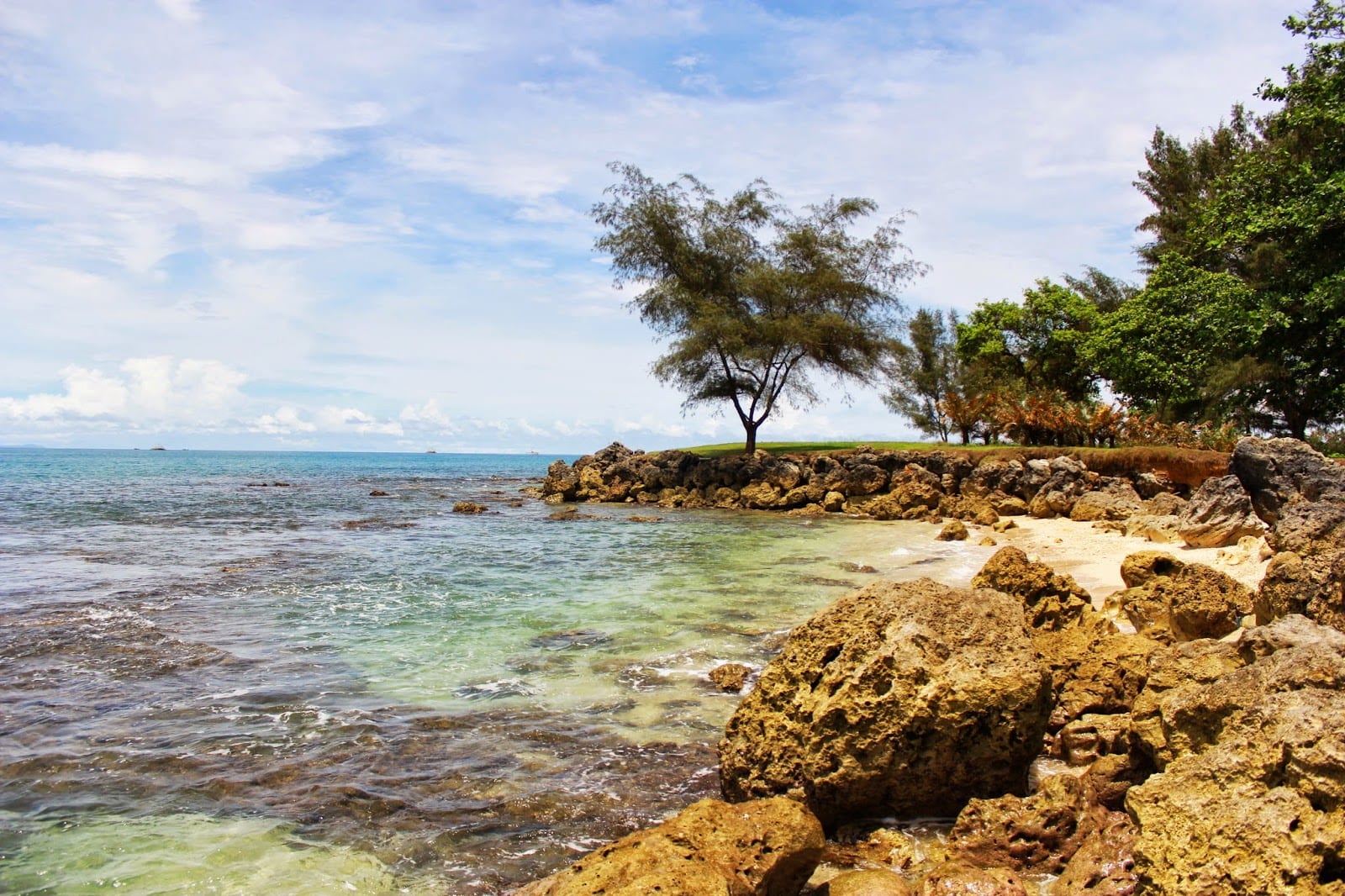  Pantai  Anyer Surga Berbagai Pantai  Eksotis yang Nggak 