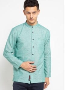 15 Baju  Lebaran Pria yang Keren Dipakai untuk Beragam Momen