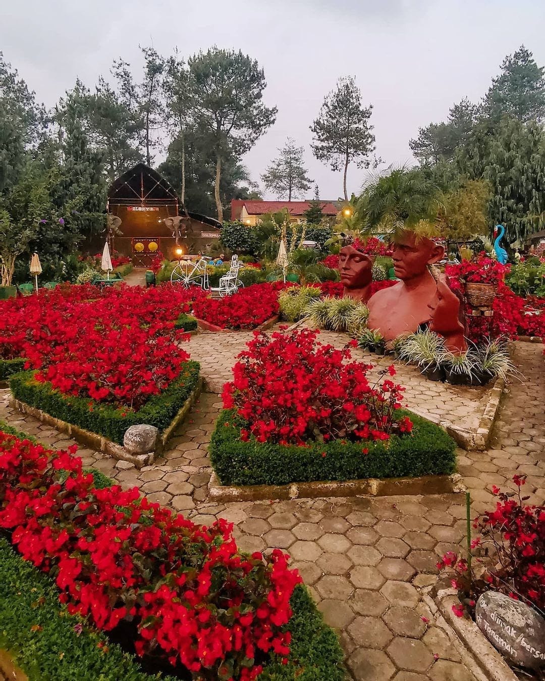 Bikin Rileks 4 Wisata Kebun Bunga  di Bandung Ini Membuat 