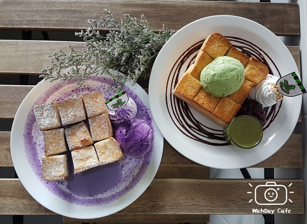 Aerial view of Yam toast and Matcha toast