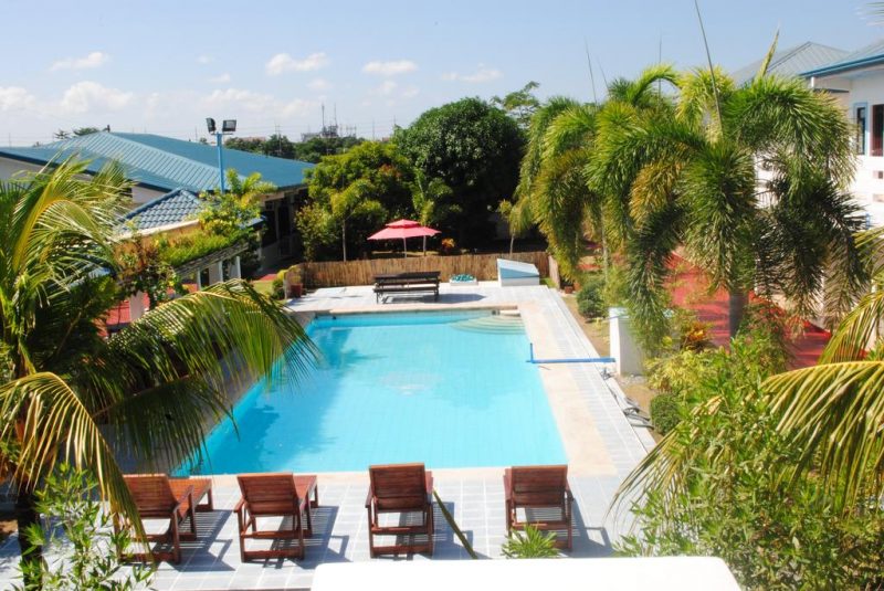 prima resort pool