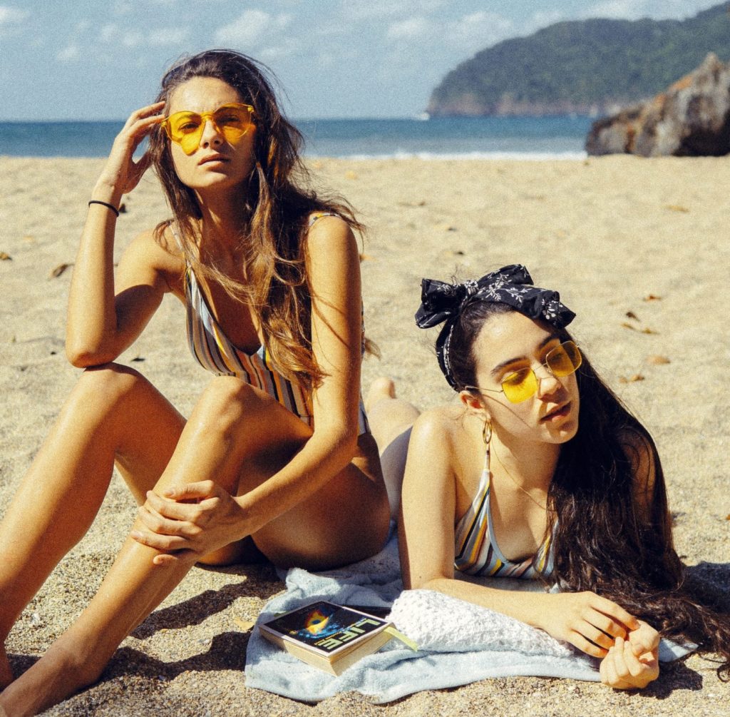 summer fashion ladies at the beach