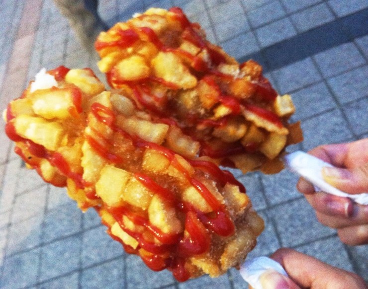 Gamja Hot Dog with Ketchup