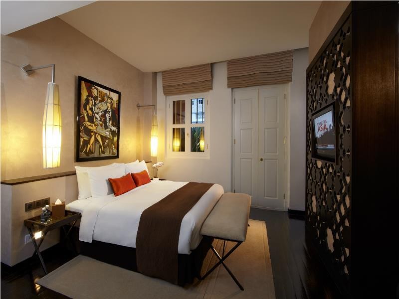 Naumi Liora Hotel Room