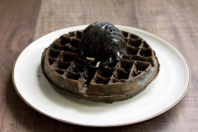 montana singapore black hei waffles