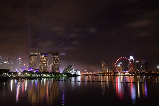 The stunning Singapore waterfront view