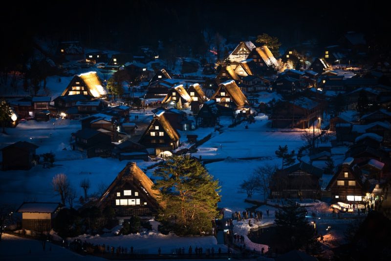 gingerbread houses in winter Shirakawago