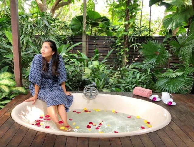 10 Best Couple Massage Spa In Singapore For A Romantic Break