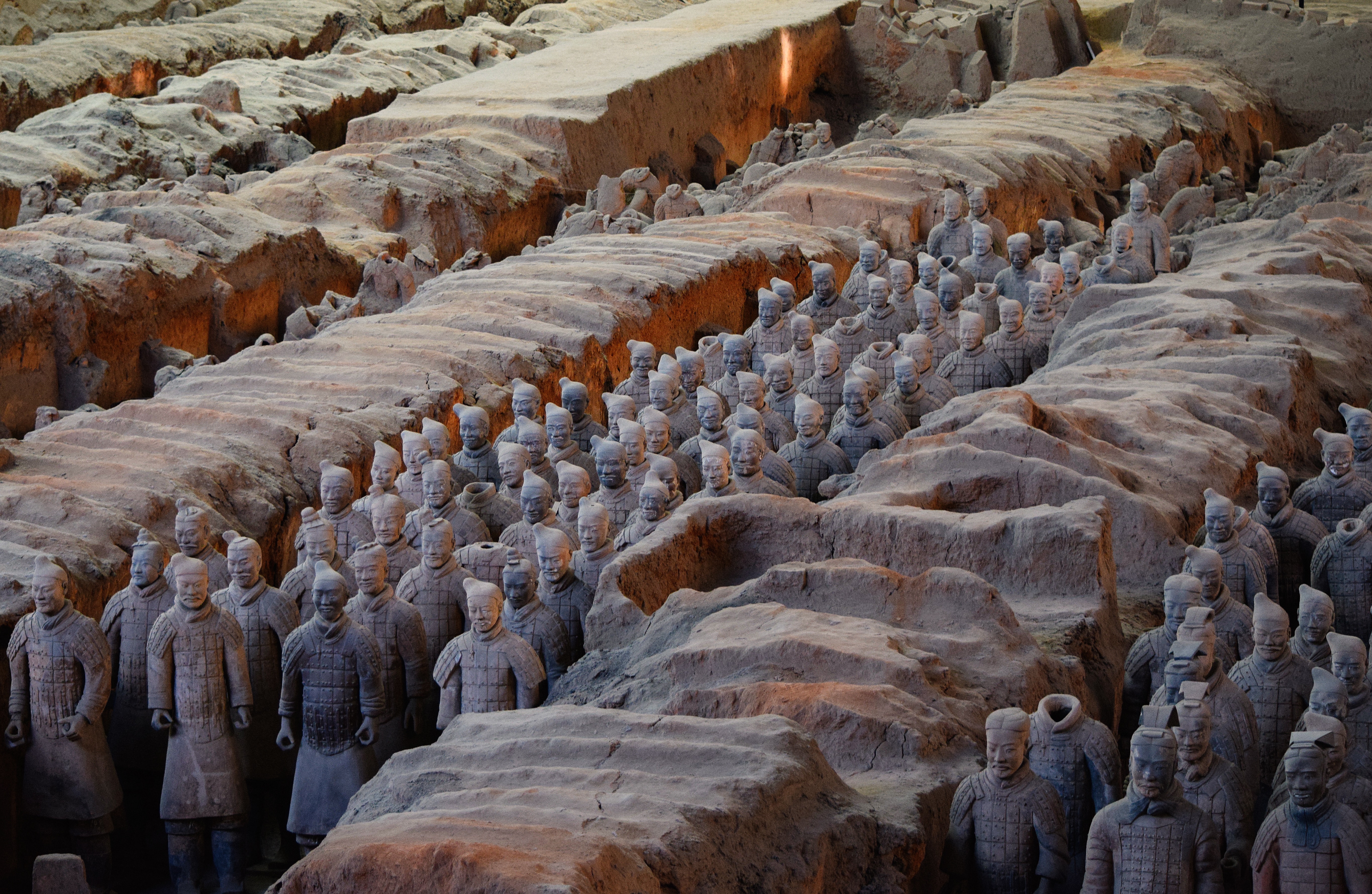 terracotta warriors stone statues