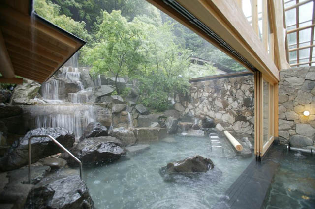 日本溫泉